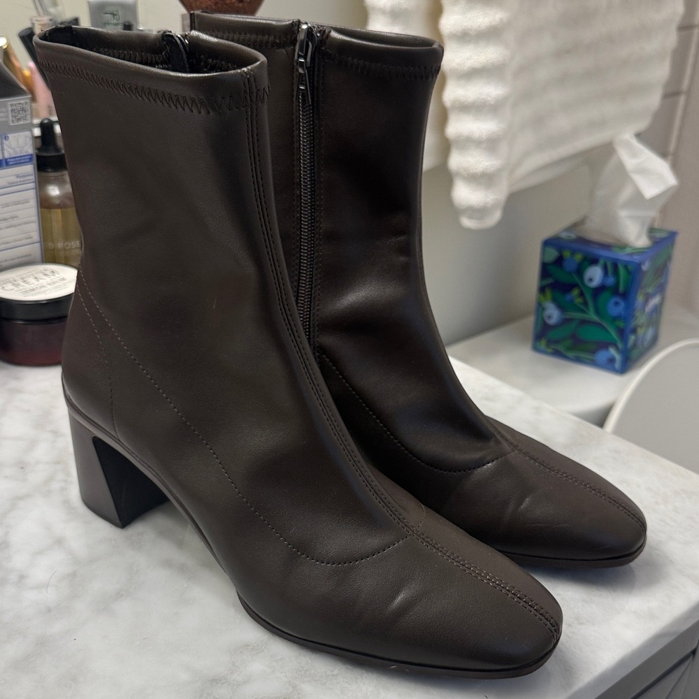 AEROSOLES Dark Brown Heeled Boots